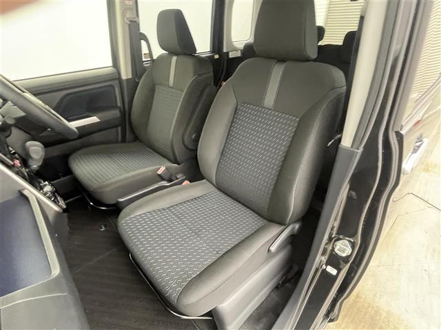 【助手席】『助手席周辺』の画像になります。写真の内容に関してご不明点、ご質問等がございましたらお気軽にガリバー店舗までお問い合わせください。