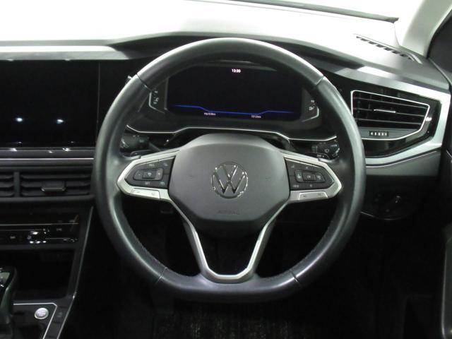 ハンドリング性能のよさは、運転のしやすさに影響を与える要素です。