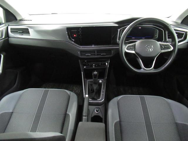 運転中、ずっと視界に入るインパネはインテリアの顔。エクステリアと同じように気に入ったものを選んでくださいね。