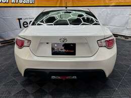 ナビゲーション・オーディオ・ETC取付、交換など各種オプション承ります。　詳しくはスタッフにお尋ねください。