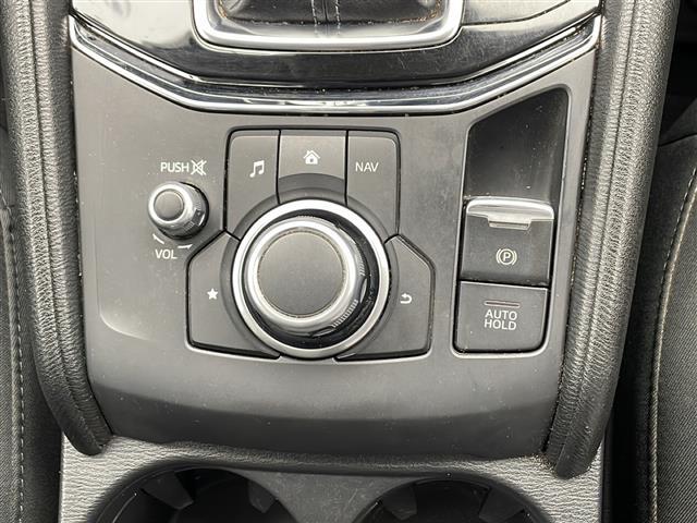 【運転席操作部】快適なドライブを楽しむための機能が装備されています！運転席から触れるので、使いやすいです！除菌プランいれていただくと、さらに清潔で安心していただけます！