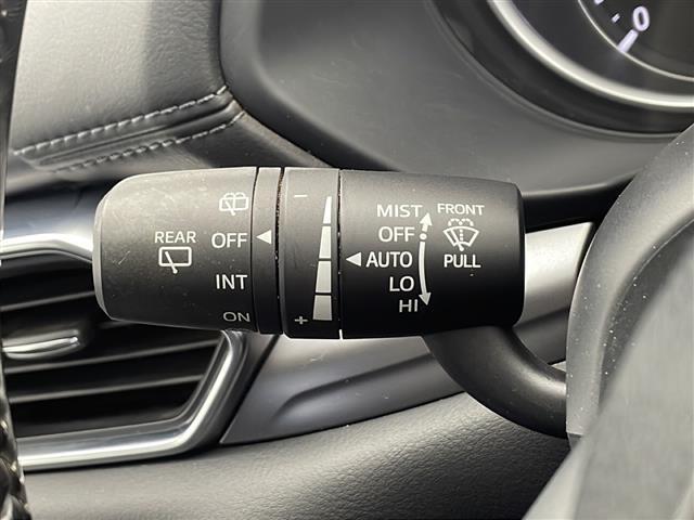 【運転席操作部】快適なドライブを楽しむための機能が装備されています！運転席から触れるので、使いやすいです！除菌プランいれていただくと、さらに清潔で安心していただけます！