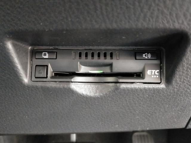 お車に合わせて無料保証以外にも、保証範囲、期間、距離を拡充させた有料保証もご用意しております！中古車の購入が初めてで不安・・・というお客様もご安心ください！