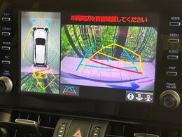 【パノラミックビューモニター】専用のカメラにより、上から見下ろしたような視点で360度クルマの周囲を確認することができます☆死角部分も確認しやすく、狭い場所での切り返しや駐車もスムーズに行えます。