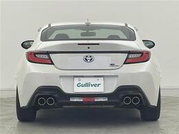 【GRスポーツマフラー＆GRマフラーガーニッシュ】常用域でのこもり音の排除や、高回転になるにつれて増幅感が増す乾いた高音を実現