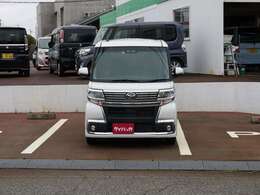 車体色：パールホワイトIII