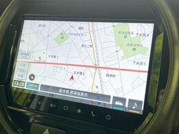 【メーカー純正ナビ】インテリアに溶け込むスタイリッシュな「専用設計」メーカーナビを装備♪視認性や操作性など基本性能にも優れ、より上質なカーライフをお楽しみいただけます。