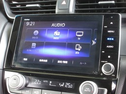ナビゲーションはギャザズ8インチナビ（VXU-197SGi）を装着しております。AM、FM、CD、DVD再生、Bluetooth、音楽録音再生、フルセグTVがご使用いただけます。