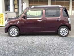 遠方の方（軽自動車）（東海3県以外）はご自分で店舗まで車を取りに来ていただける場合はかかりませんので車両総額プラス1万円（車はナンバー付）になります。下取り車も可能です