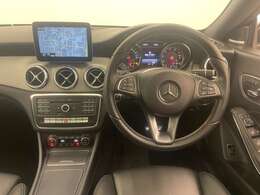 最長10年（対象車条件有）の安心性能保証もご用意しており、走行距離無制限で全国のLIBERALA、ガリバーグループ店舗（一部対象外）でご対応可能でございます。安心してお出かけいただけます。