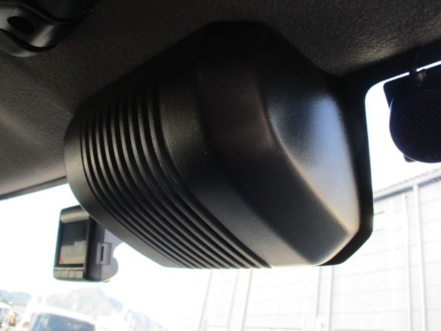 HondaSENSINGと前後にドラレコ付きです。