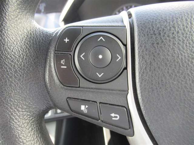 ステアリングスイッチ