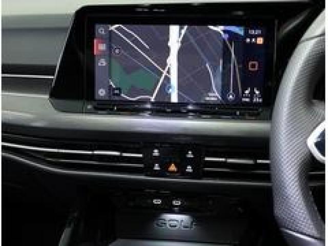 Volkswagen純正インフォテイメントシステムDiscover　Pro