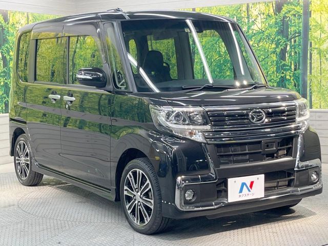 大好評のボディコーティング「弾スプラッシュコート」もご納車までに施工可能。通常のガラスコートと異なる、耐久年数6年の無機質ガラスコーティングが、ボディをキレイな状態に保ってくれます。