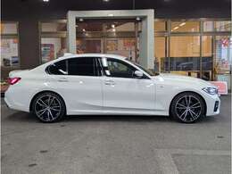 通常の買取よりも下取りの場合はさらに高価買取致します！買取専門店アップル千種竹越店にお任せ下さい