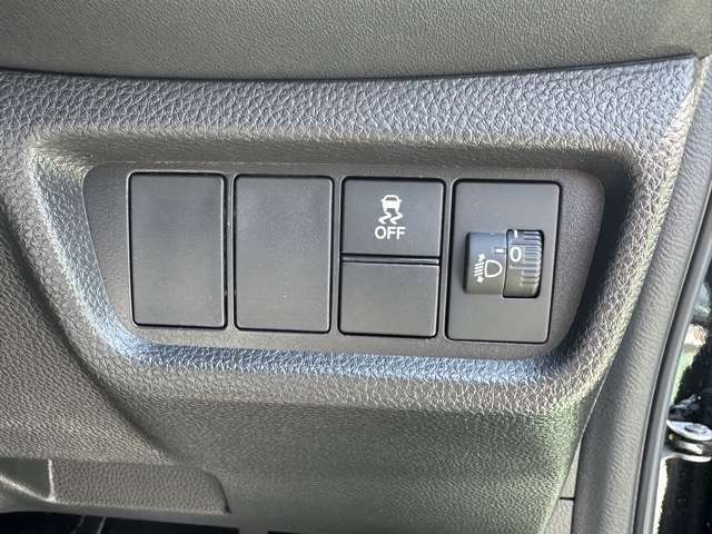 ★納車前に、当社の指定工場で納車前点検を行って納車しますので、安心してお乗りいただけます！もちろん、点検料は車両本体価格に含まれています！