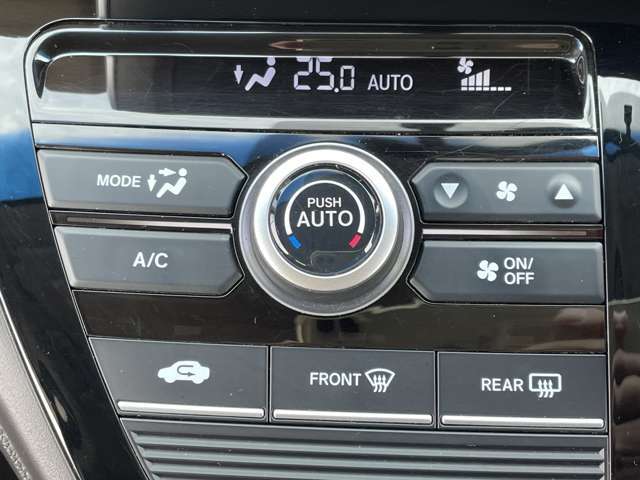 「オートエアコン」　設定した温度まで自動で調整♪上手に使えば燃費に貢献！