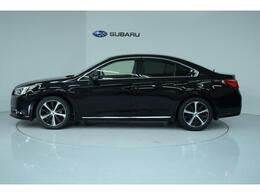 1年間走行距離無制限の「スバルあんしん保証」が付きます。万一の時は全国のスバルディーラーで保証修理が受けれます。さらにプラス3年の最長4年間まで保証の延長が可能です。(有料)