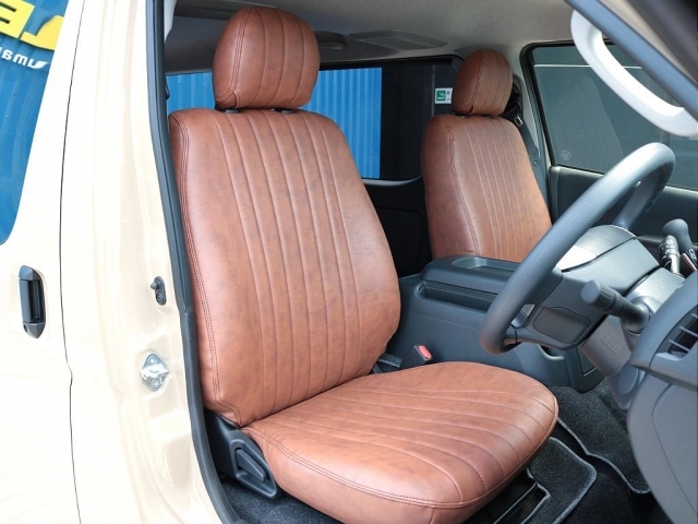 FLEXオリジナルクラシックレザー調シートカバー(ブラウン)を装着しました！！