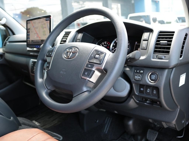 プッシュスタート＆スマートキー！両側パワースライドドア！ステアリングスイッチも等も完備！