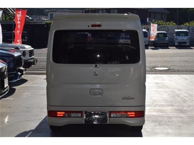 広い開口口荷物の搬入もラクラクです。