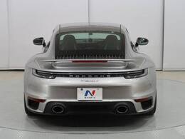 2023年2月NEWOPEN！！オートステージ幕張はネクステージ幕張店内に仮店舗としてオープンいたしました！ネクステージ初のプレミアムカー専門店です。