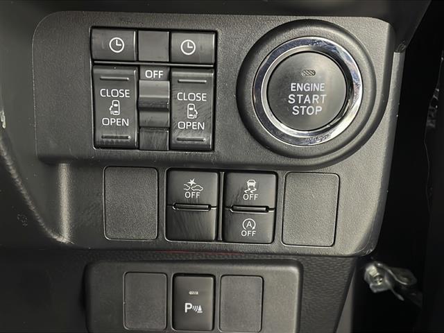 【運転席操作部】快適なドライブを楽しむための機能が装備されています！運転席から触れるので、使いやすいです！除菌プランいれていただくと、さらに清潔で安心していただけます！