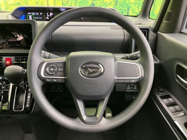 【ステアリングスイッチ】運転中、前方から目線をそらすことなく、オーディオ等の操作が可能な便利機能！安心＆快適なドライブを演出してくれます♪