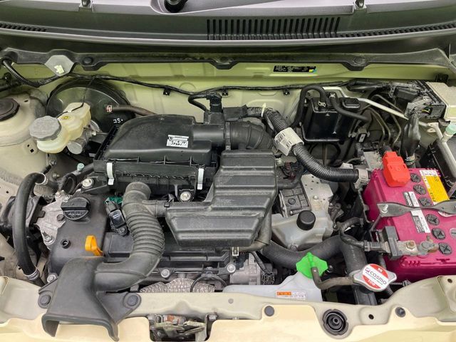 親切・丁寧な専門メカニックスタッフが応対！・車検・点検整備・事故等の修理などアフターサービスも安心。お車のカスタマイズもネクステージのサービススタッフまでご相談ください！
