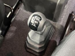 4WDのお車ですので、雪道でも安心です♪降雪地地域にお住まいの方以外にも、ウィンタースポーツが趣味の方や降雪地域へ帰省される機会がある方にもおすすめ！