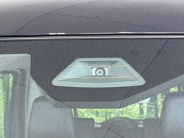 【スズキ　セーフティサポート】走行中に前方の車両等を認識し、衝突しそうな時は警報とブレーキで衝突回避と被害軽減をアシスト。より安全にドライブをお楽しみいただけます。