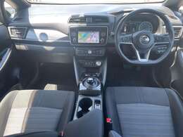 状態も良く内外装ともにきれいなお車となっております。