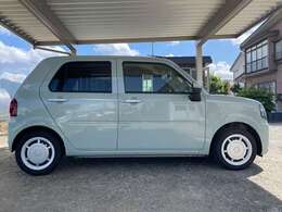 当店は軽自動車専門店です。専門店だからこそ、「良質」な軽自動車を豊富に取り揃えています。