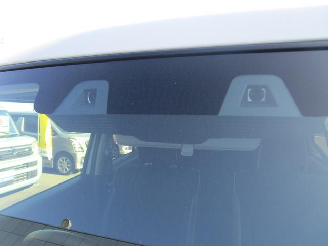 デュアルカメラブレーキサポートや横滑り防止装置、車線逸脱警報機能などのサポート装備も充実♪