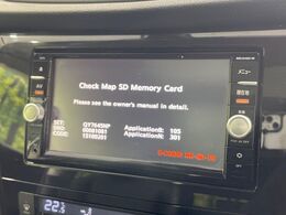 【純正ナビ】人気の純正ナビを装備。オーディオ機能も充実しており、Bluetooth接続すればお持ちのスマホやMP3プレイヤーの音楽を再生可能！毎日の運転がさらに楽しくなります！！