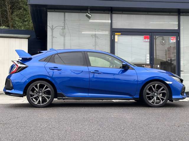 ●当店では最長3年間の長期保証をご用意！万が一の時は全国の提携工場で修理が可能。ご希望に合わせて最短半年から最長3年までご加入いただけます。