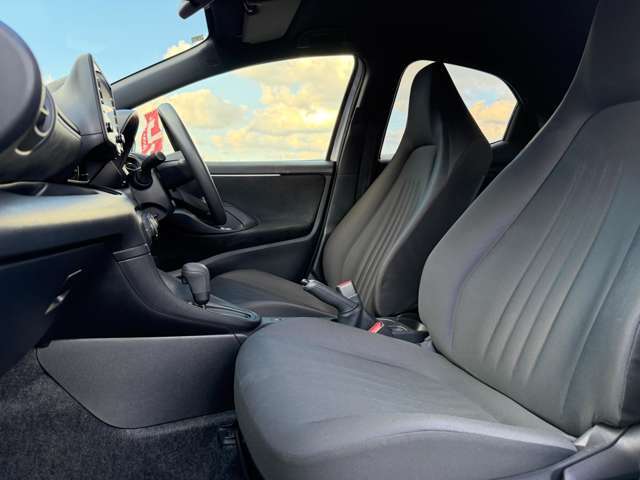 助手席もきれいです