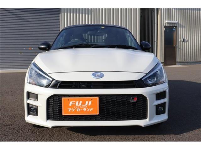 フジカーランドグループは地域最大級の在庫数！広い展示場で迷子にならないようにお気をつけ下さい！ご来店の際は「カーセンサーを見た」と当店スタッフにお伝え下さい。ご来店お待ちしております。