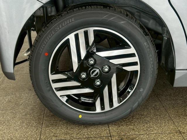 株式会社オートコミュニケーションズ　成田店の車両を拝見頂きありがとうございます。ご不明な点やなどご要望がございましたら、お気軽にメールもしくは、TEL：043-496-1222にてお問い合わせください。