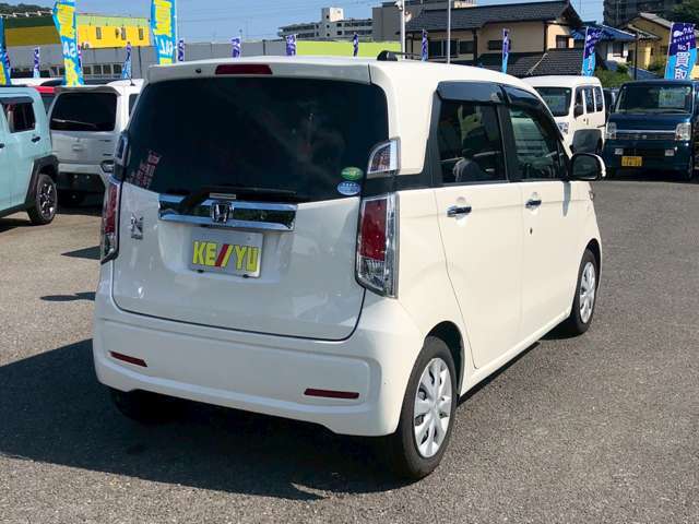 自社陸運局指定工場完備！国家資格車検検査員資格を持った整備士による整備。ステレオ、エアコン等走行に関係のない所も不具合箇所があれば修理してお渡しいたします。