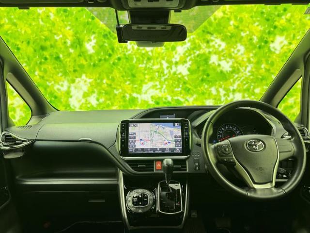 「この車の写真をもっと見たい」「状態が気になる」「この装備はついている？」どんな小さな疑問でもお気軽にお問い合わせください！