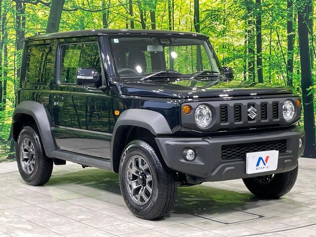 大好評のボディコーティング「弾スプラッシュコート」もご納車までに施工可能。通常のガラスコートと異なる、耐久年数6年の無機質ガラスコーティングが、ボディをキレイな状態に保ってくれます。