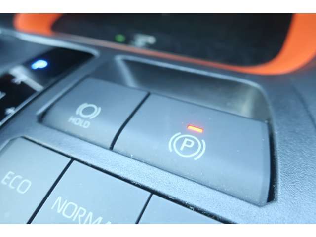 ＜パノラマサンルーフ＞　純正9インチナビ　フルセグTV　Bluetooth　ETC　置くだけ充電　パワーシート　純正LEDヘッドライト＆FOGランプ　トヨタセーフティセンス（安全装置）