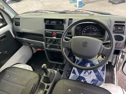 グループ総在庫数約30，000台！！全国の系列店からメーカー・車種問わずご紹介出来るので、あなたにピッタリのお車が見つかるはずです♪まずはお問い合わせ下さい☆
