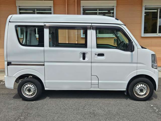自動車保険、オートローンも取り扱いしております。仮審査は誰でも無料で出来ますのでお気軽にお問合せ下さい。オンライン、郵送にてお手続き可能です。お気軽にお問合せ下さい♪