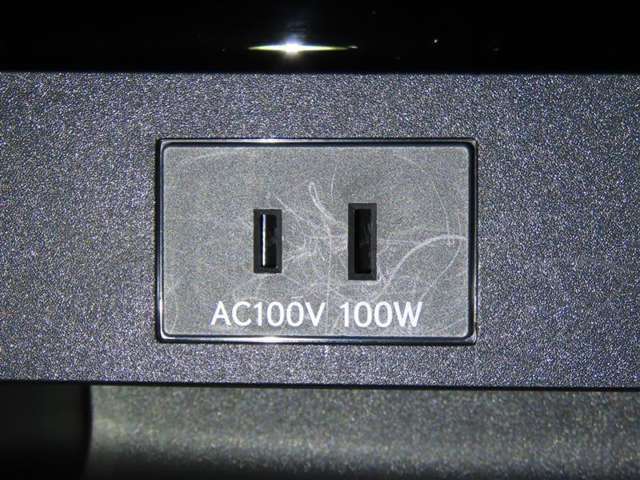 AC100V100Wコンセントを装備しております。