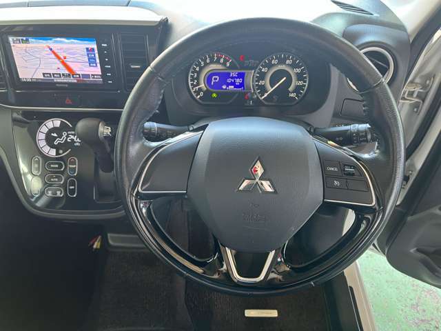 ハンドルの大きさも老若男女問わず運転しやすい大きさになっています。