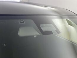 【ドライブレコーダー】映像・音声などの運転中の記録を残します。事故などを起こした起こされた時の証拠になりえますので、もしも時でも安心ですね。