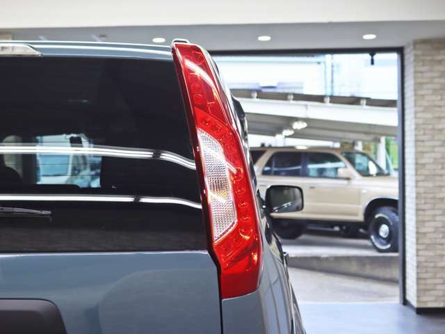 テールレンズの各種LED加工、インナー加工やブラックアウト等も是非ご相談下さい。