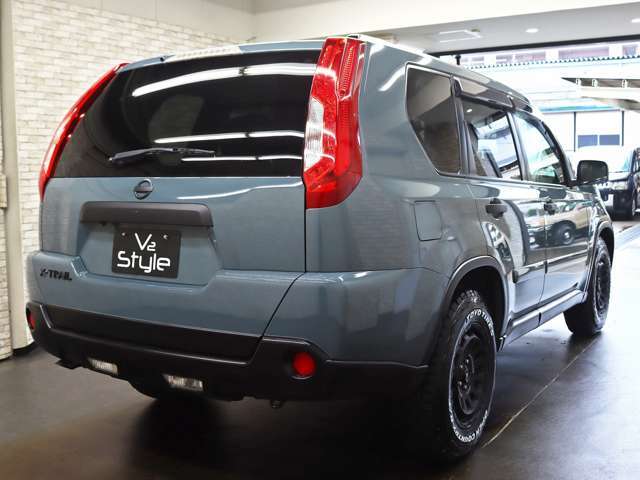 フルノーマル車両を新品パーツを使用し、弊社で制作した一台です。是非一度お客様ご自身の目でご覧になってください。